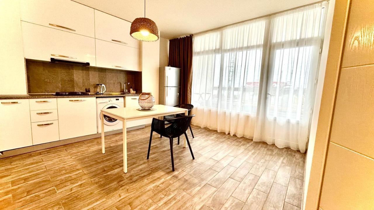 Magnolia Apartment Terrace 3 Батуми Экстерьер фото
